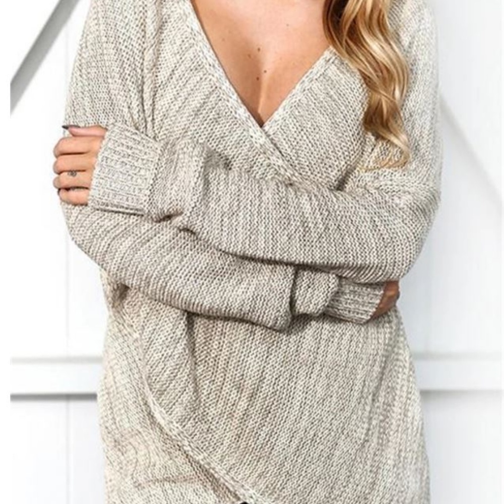 LAST ONE! V Neck Criss Cross Knit Pullover Sweater - Picture 3 of 8